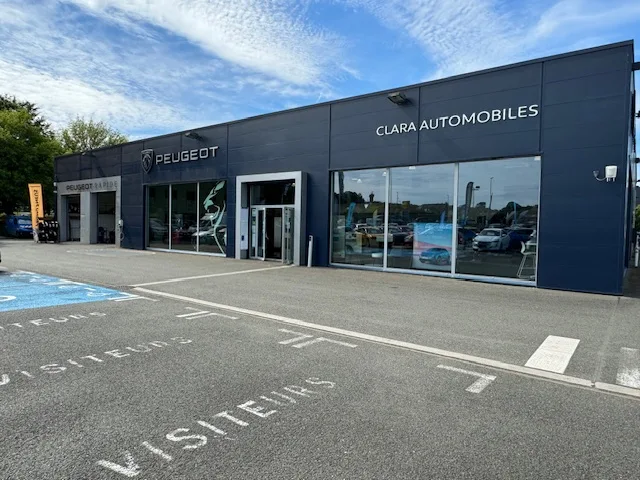 Peugept La Ferte.webp