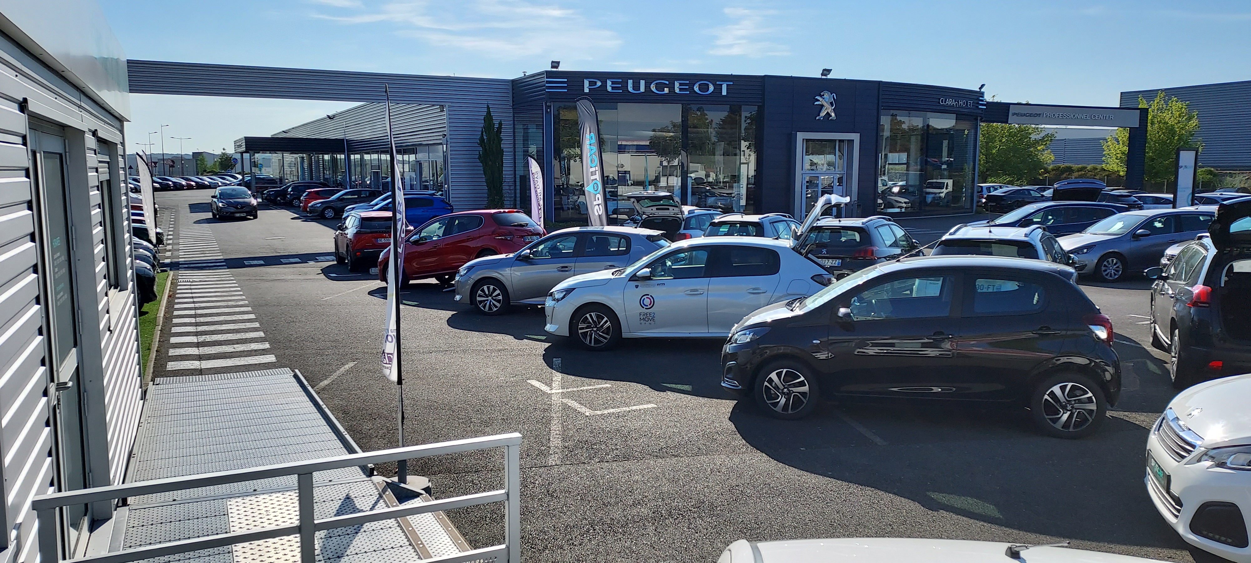 miniature_droite - Peugeot Cholet