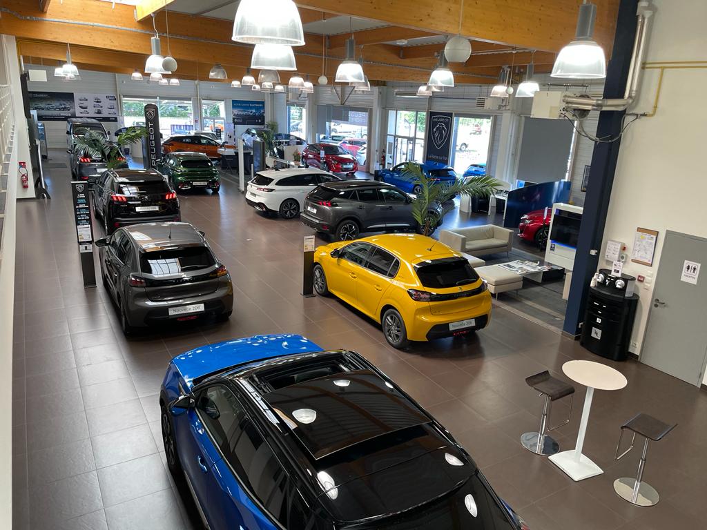 la roche sur yon hall 2