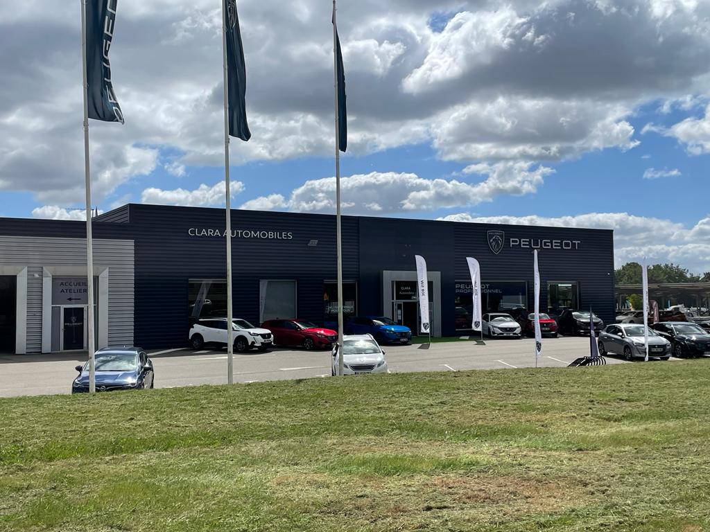 la roche sur yon facade