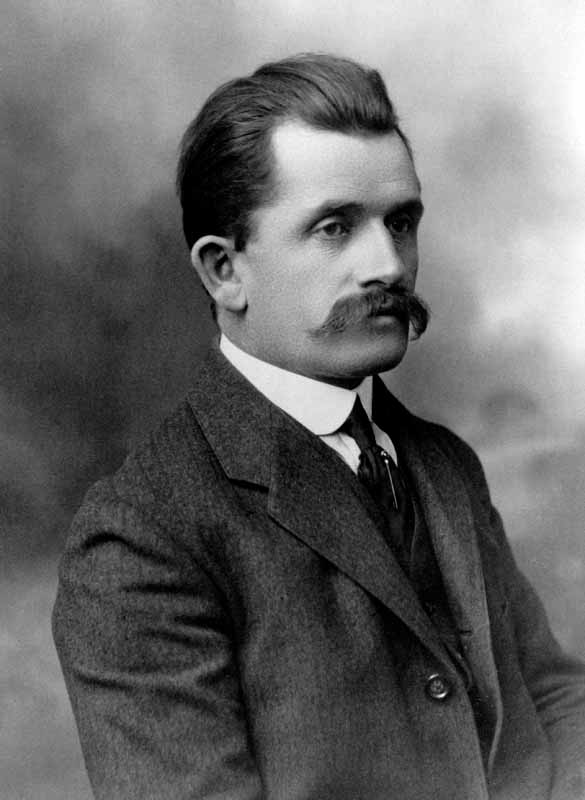 Ferdinand_Porsche.jpg