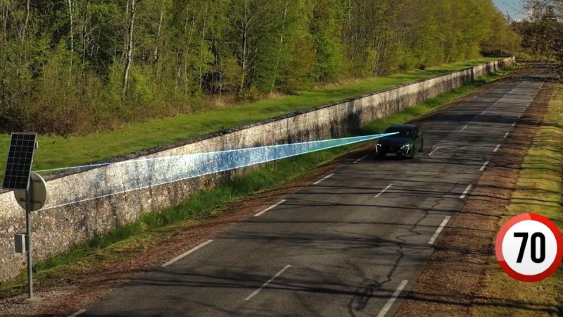 Lecture des panneaux de signalisation