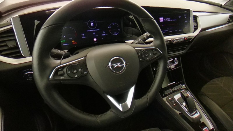Opel Grandland Elegance business intérieur