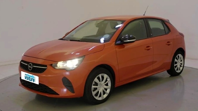 Opel Corasa électrique orange statique