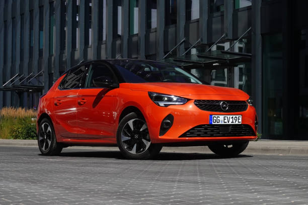 opel corsa e.jpg