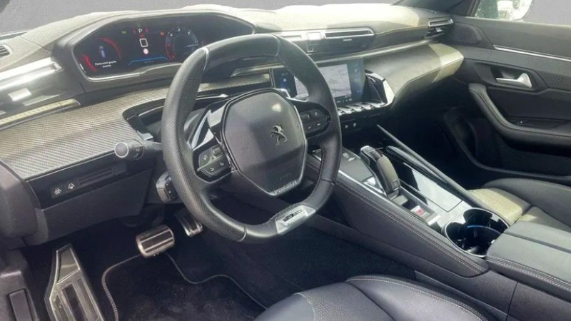 Peugeot 508 SW intérieur