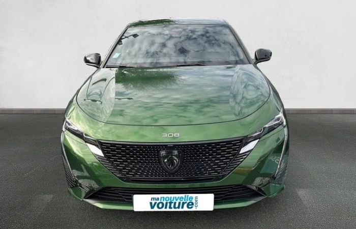 Peugeot e-308