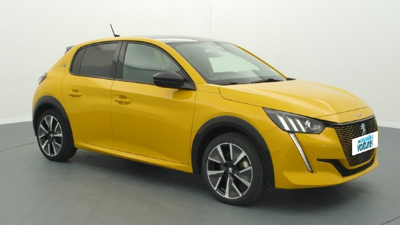 Peugeot e-208 jaune statique