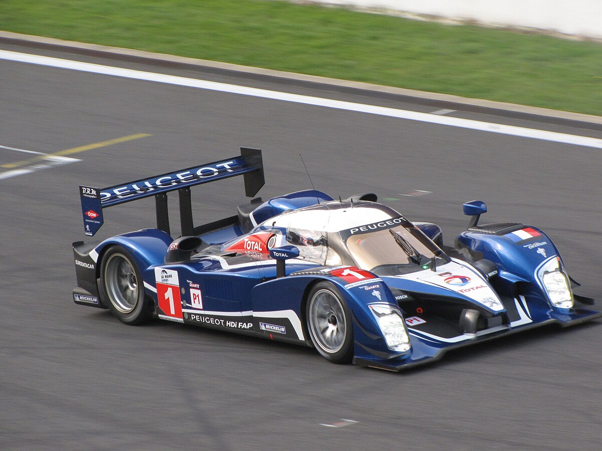 Peugeot_908_Nr1_Spa_2010.JPG