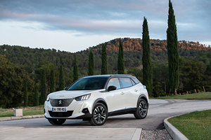 Toutes les innovations du Peugeot 2008 - MNV