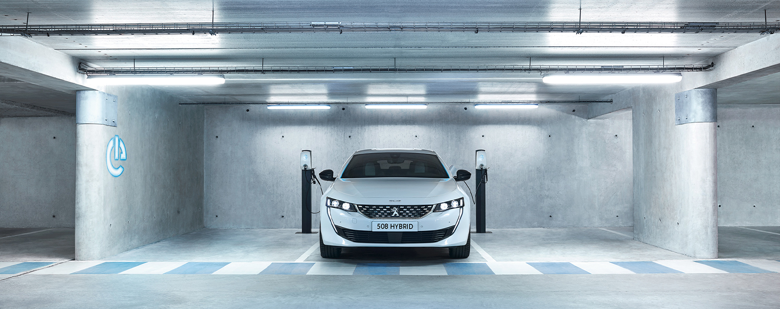Redécouvrez la 508 hybride