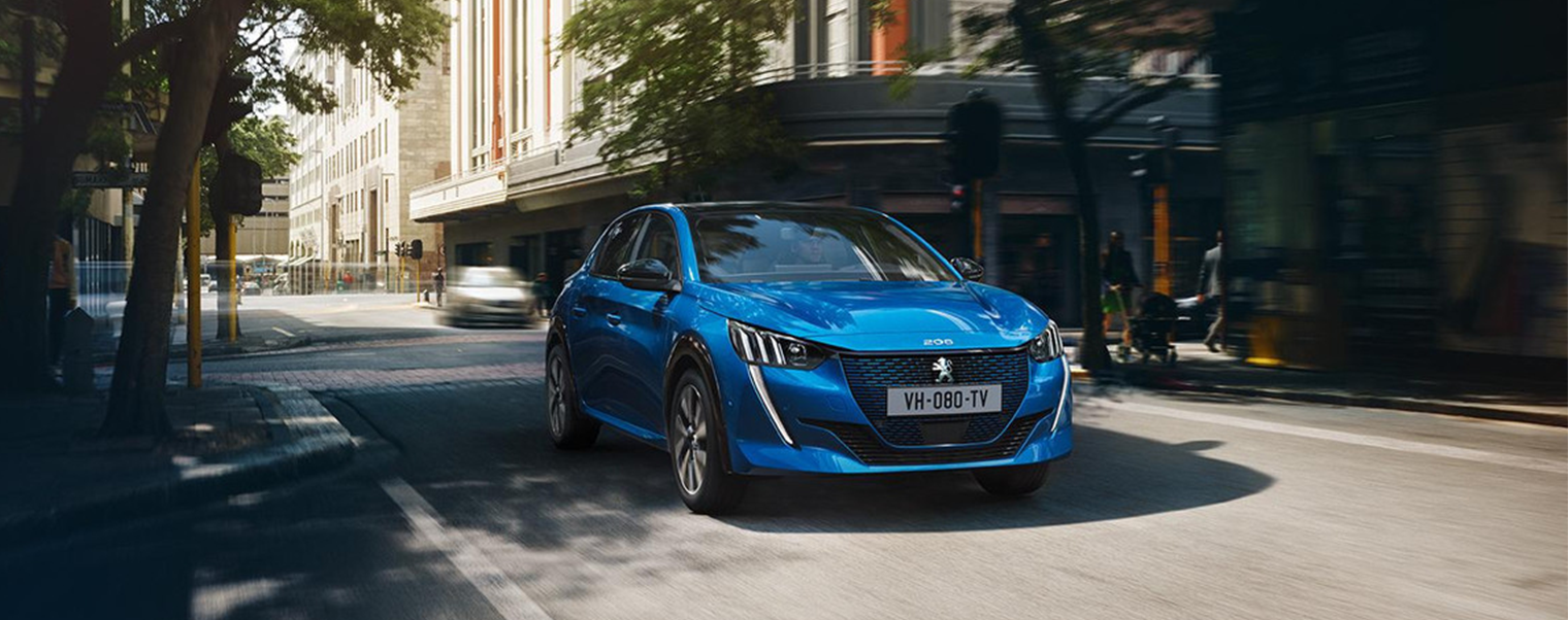 Peugeot 208 différentes motorisations : comparatif 2025 