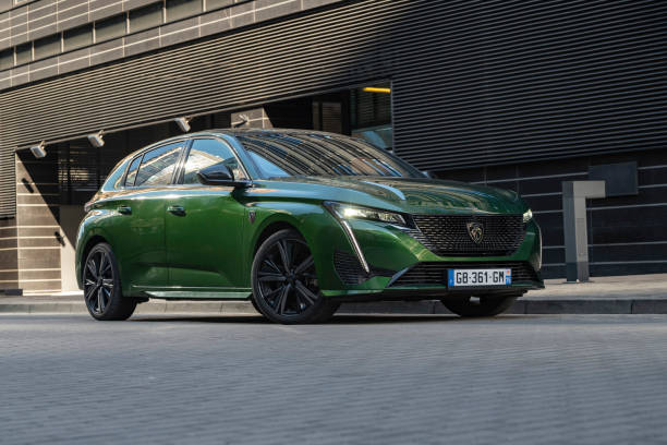 Numérotation modèle Peugeot : histoire et signification des chiffres