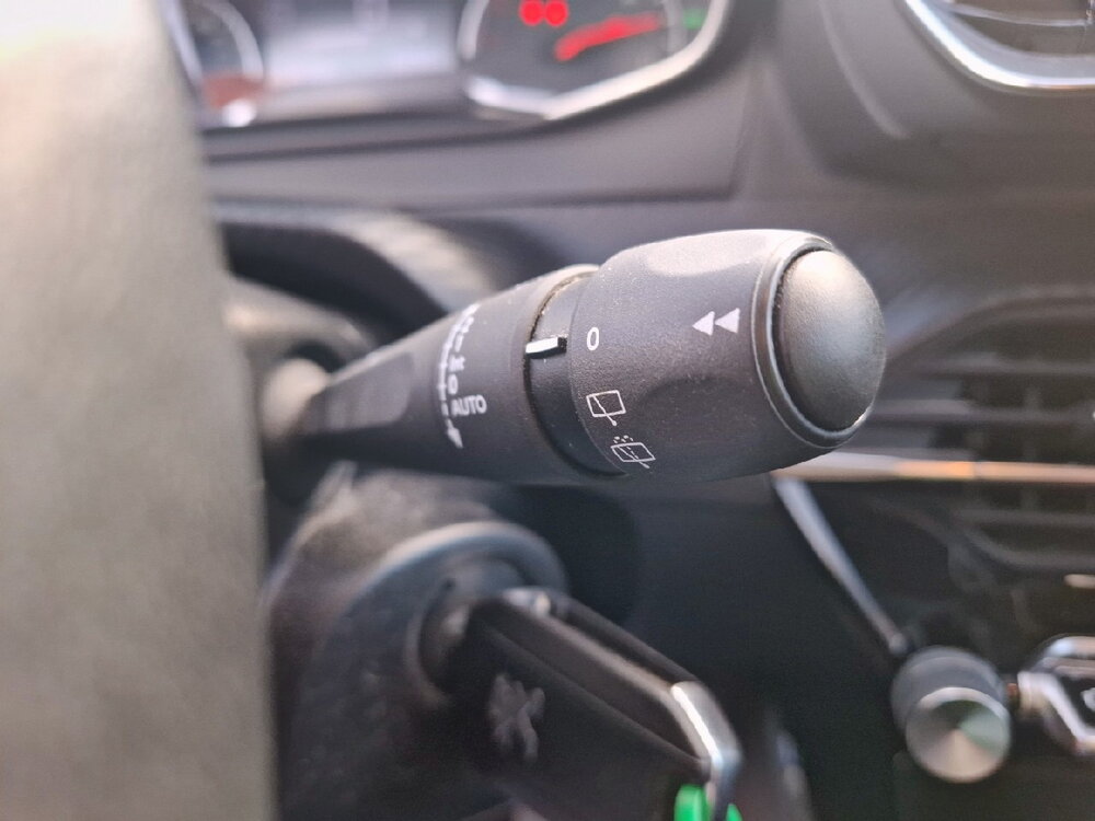 Occasion PEUGEOT 2008 2008 PureTech 100 S&S BVM6 - Active