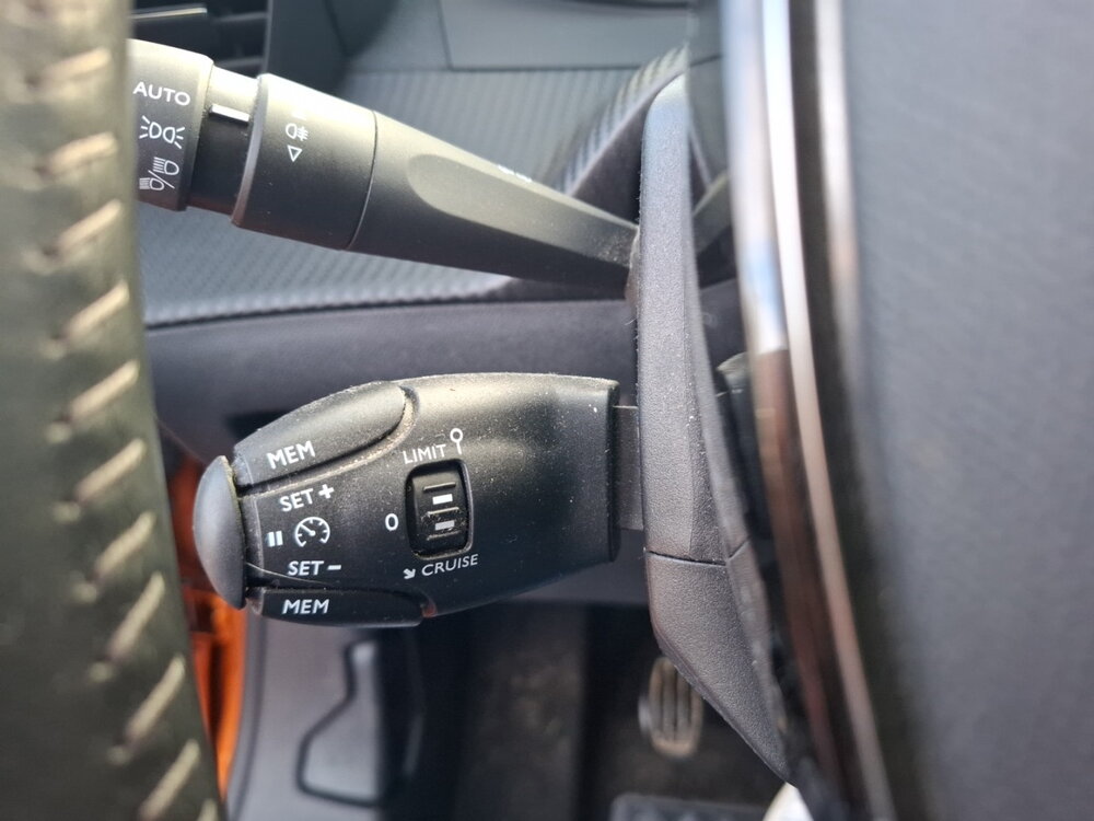 Occasion PEUGEOT 2008 2008 PureTech 100 S&S BVM6 - Active