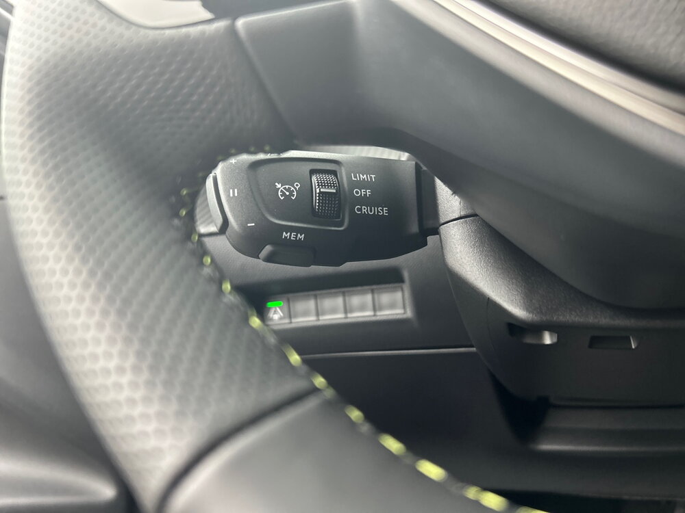 Occasion PEUGEOT 208 208 Hybrid 145 ch e-DCS6 - GT