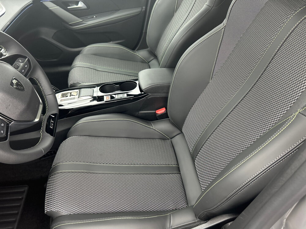 Occasion PEUGEOT 208 208 Hybrid 145 ch e-DCS6 - GT