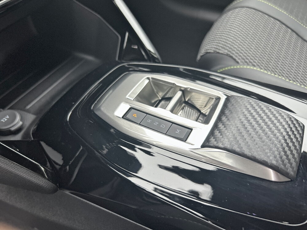 Occasion PEUGEOT 208 208 Hybrid 145 ch e-DCS6 - GT