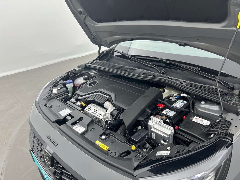 Occasion PEUGEOT 208 208 Hybrid 145 ch e-DCS6 - GT