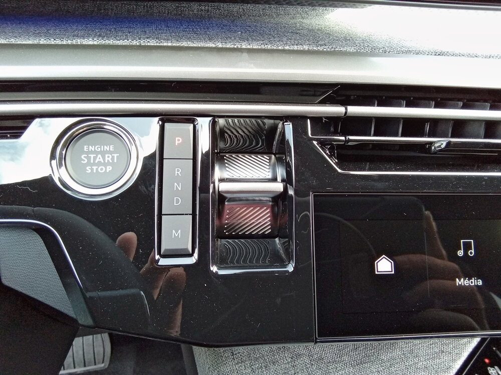 Occasion PEUGEOT 3008 3008 Hybrid 136 e-DCS6 - Allure