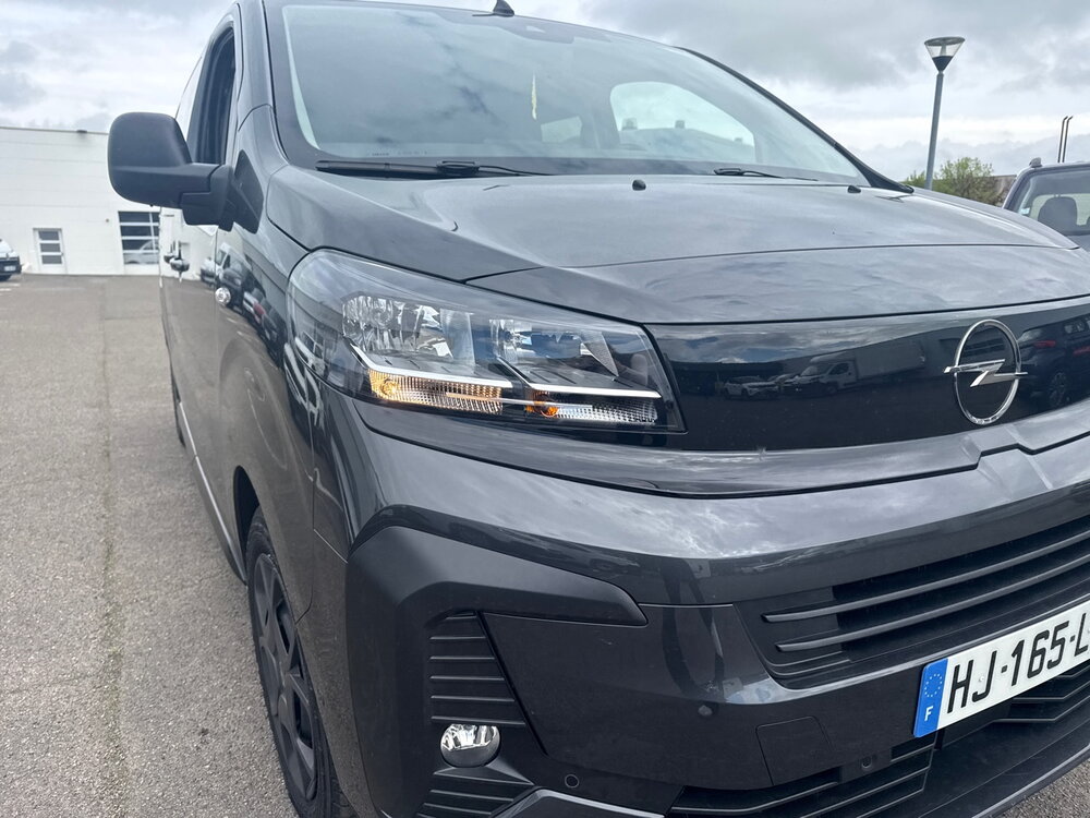Occasion OPEL Vivaro VIVARO CA FIXE TAILLE M BLUEHDI 180 S&S EAT8