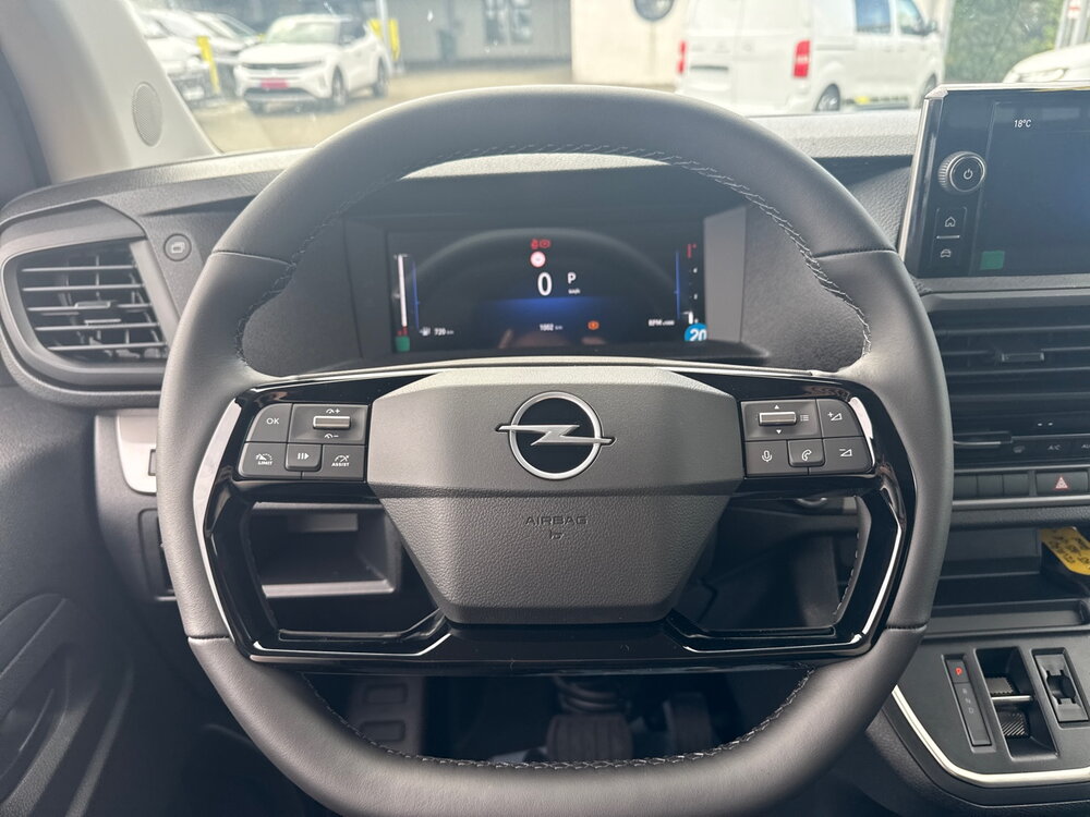 Occasion OPEL Vivaro VIVARO CA FIXE TAILLE M BLUEHDI 180 S&S EAT8