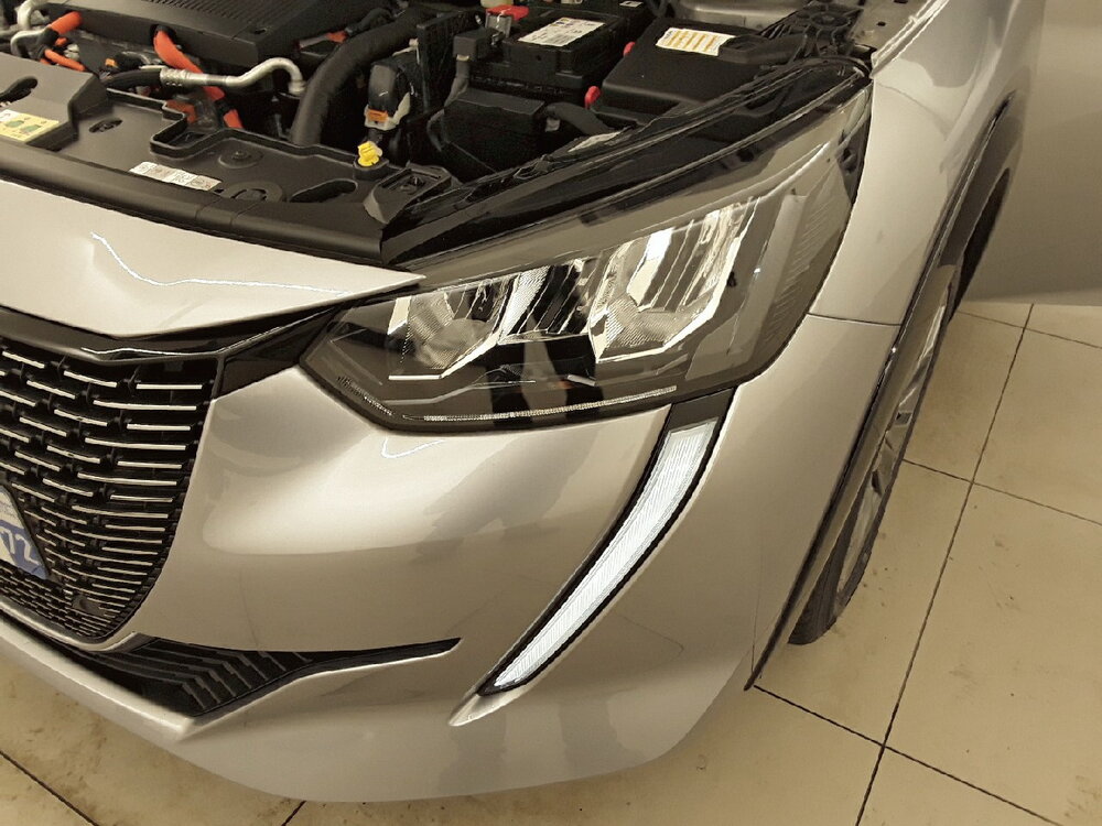 Occasion PEUGEOT 208 208 Electrique 50 kWh 136ch - Roadtrip