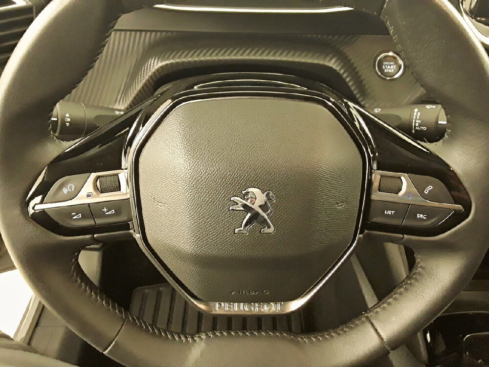 Occasion PEUGEOT 208 208 Electrique 50 kWh 136ch - Roadtrip