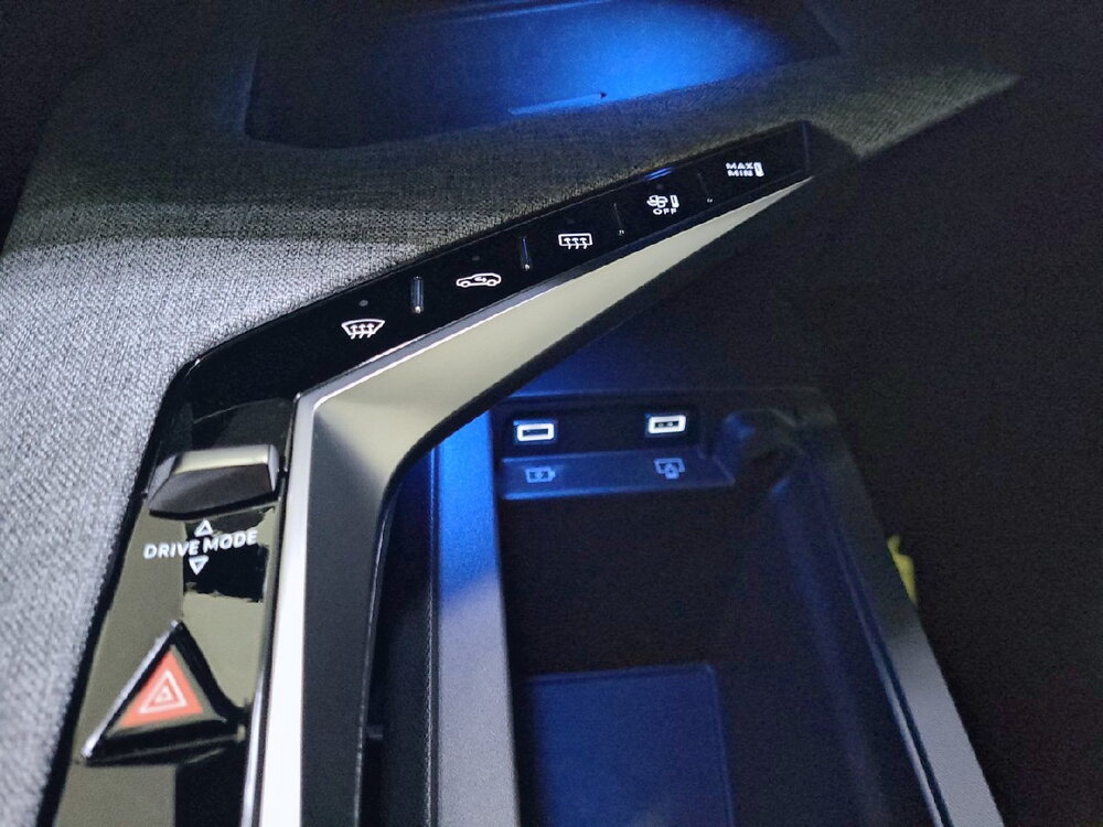 Occasion PEUGEOT 3008 3008 Hybrid 136 e-DCS6 - GT