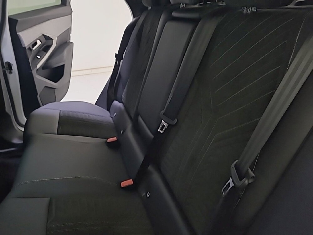 Occasion PEUGEOT 3008 3008 Hybrid 136 e-DCS6 - GT