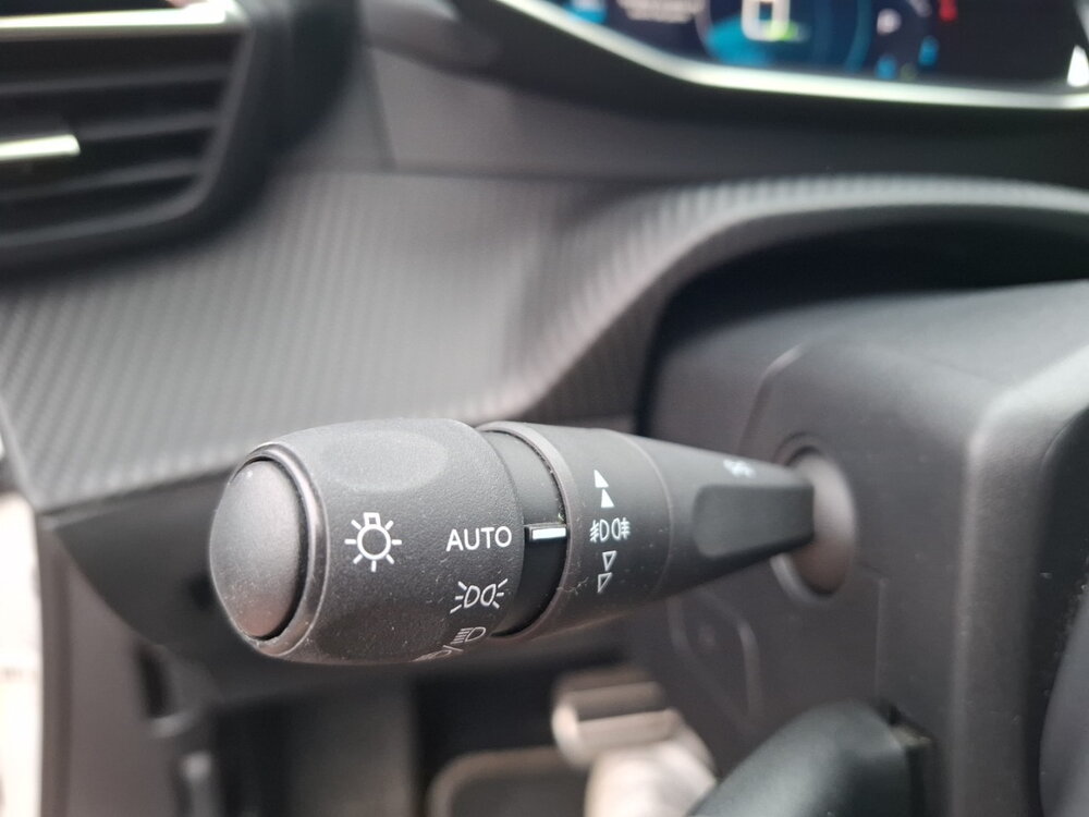 Occasion PEUGEOT 2008 2008 Electrique 136 ch - Roadtrip