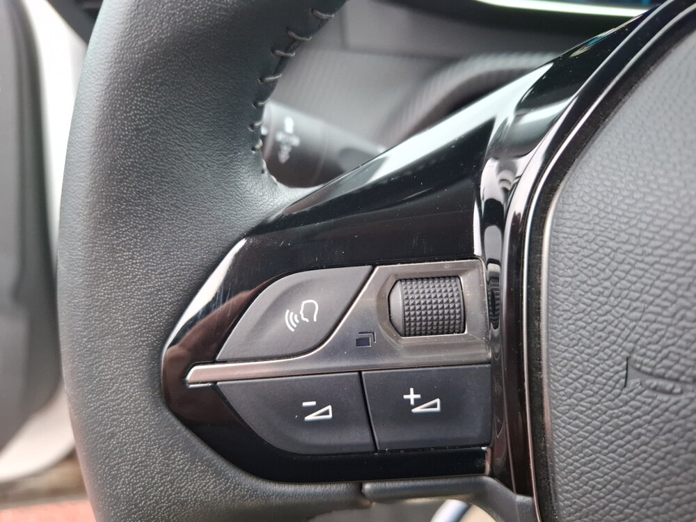 Occasion PEUGEOT 2008 2008 Electrique 136 ch - Roadtrip