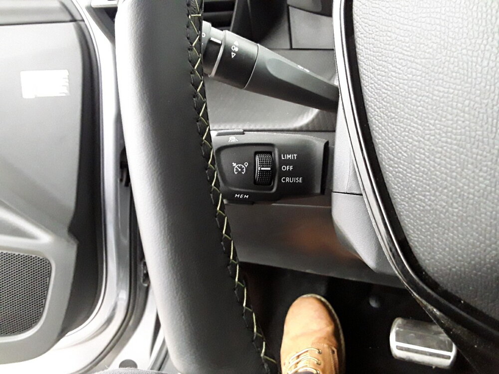 Occasion PEUGEOT 2008 2008 Electrique 54 kWh 156 ch - GT