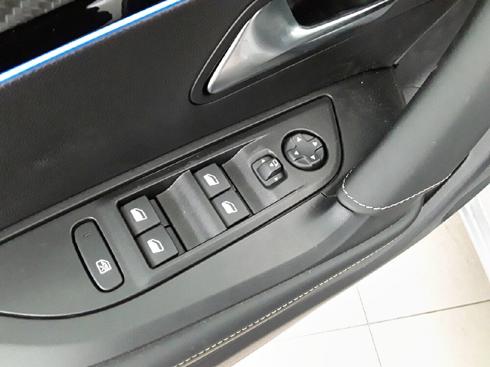 Occasion PEUGEOT 2008 2008 Electrique 54 kWh 156 ch - GT