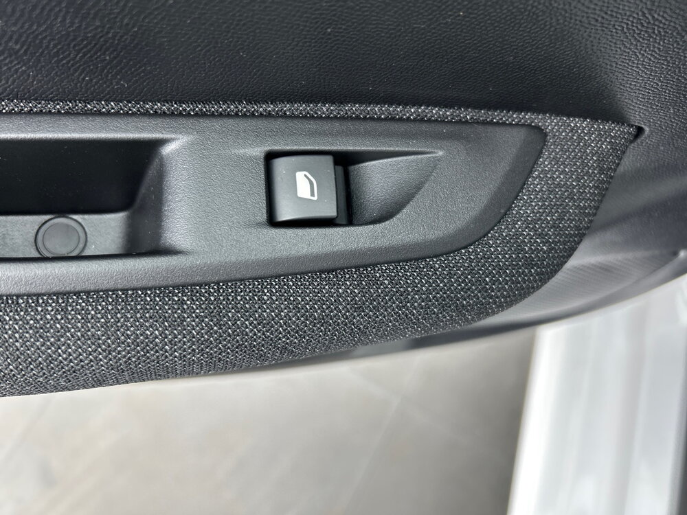 Occasion PEUGEOT 208 208 Hybrid 100 e-DCS6 - Style