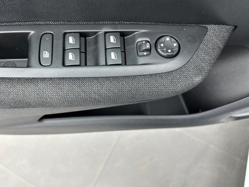 Occasion PEUGEOT 208 208 Hybrid 100 e-DCS6 - Style