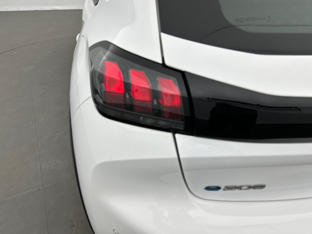 Occasion PEUGEOT 208 208 Electrique 50 kWh 136ch - Active Pack