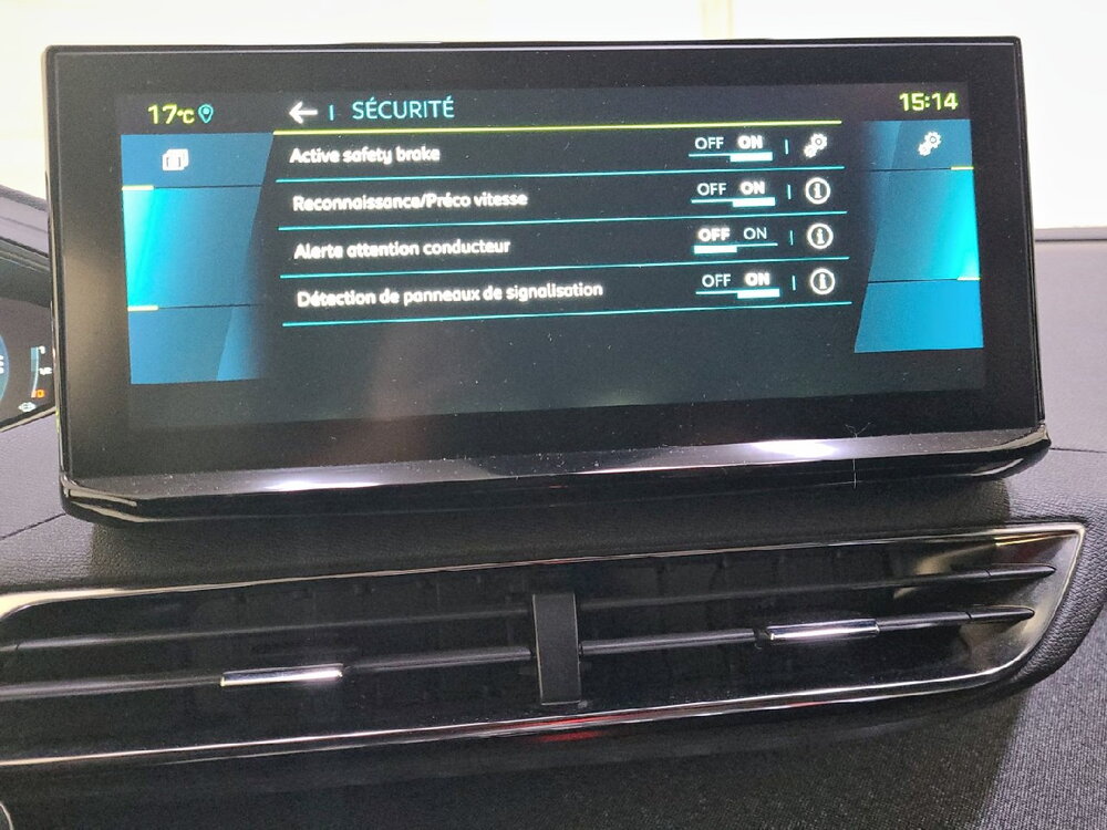 Occasion PEUGEOT 3008 3008 Hybrid 225 e-EAT8 - Roadtrip