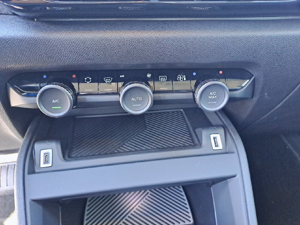 Occasion CITROEN C4 e-C4 156 ch autonomie étendue - Plus