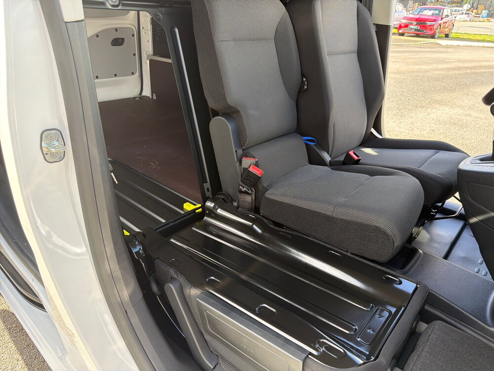 Occasion OPEL Combo COMBO CARGO M 650 KG BLUEHDI 100 S&S BVM6