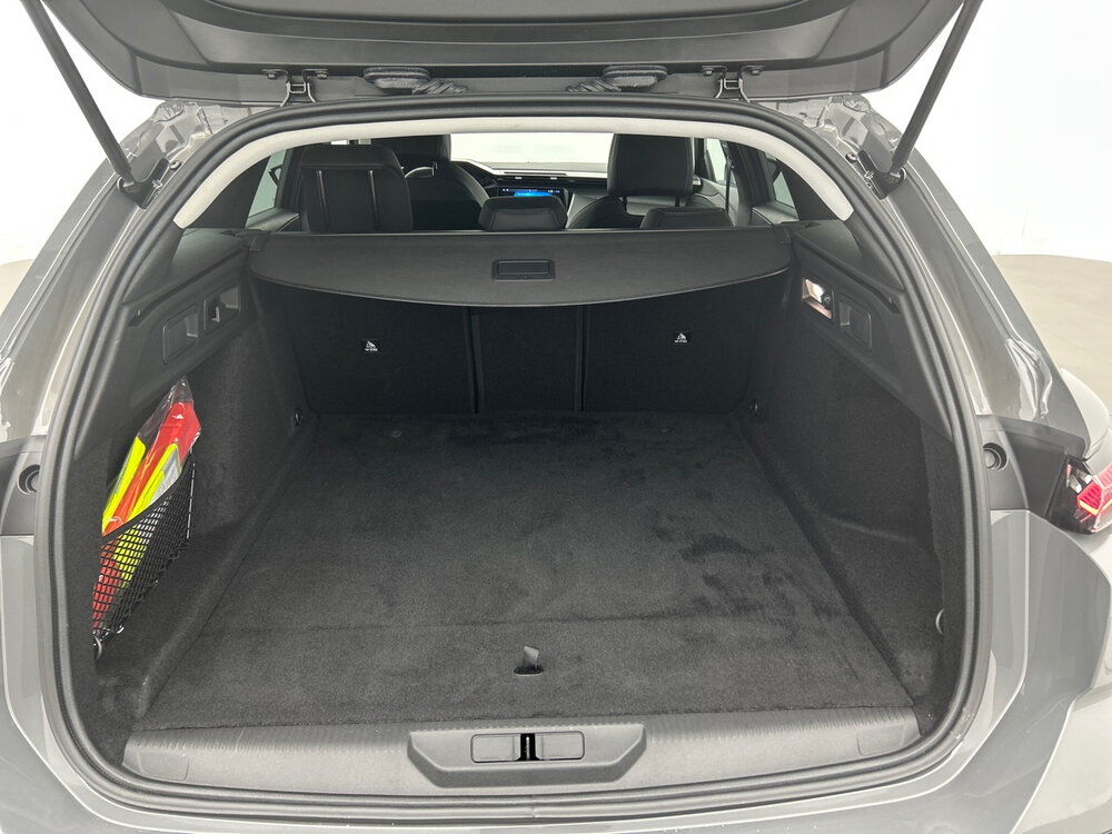 Occasion PEUGEOT 308 308 SW Hybrid 145 e-DCS6 - Allure