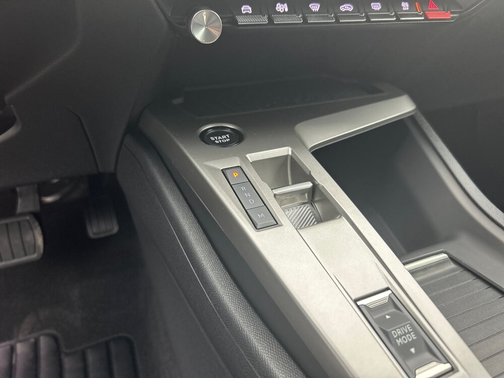 Occasion PEUGEOT 308 308 SW Hybrid 145 e-DCS6 - Allure