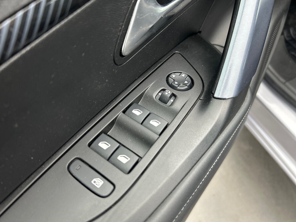 Occasion PEUGEOT 2008 2008 Electrique 136 ch - Allure