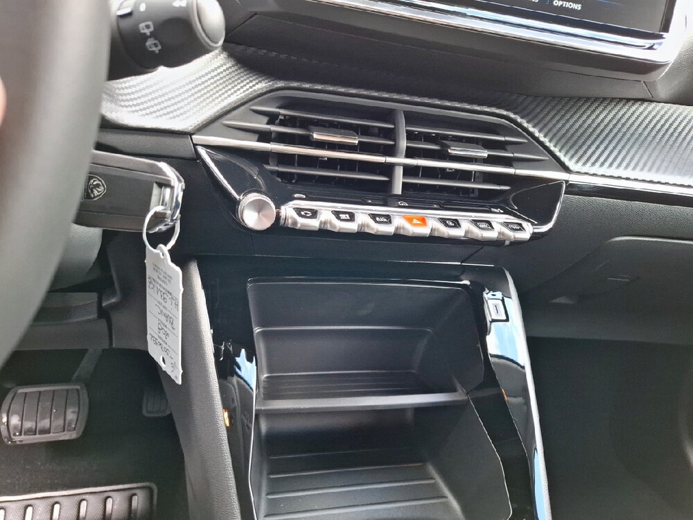 Occasion PEUGEOT 208 208 Hybrid 110 ch e-DCS6 - série spéciale EDITION