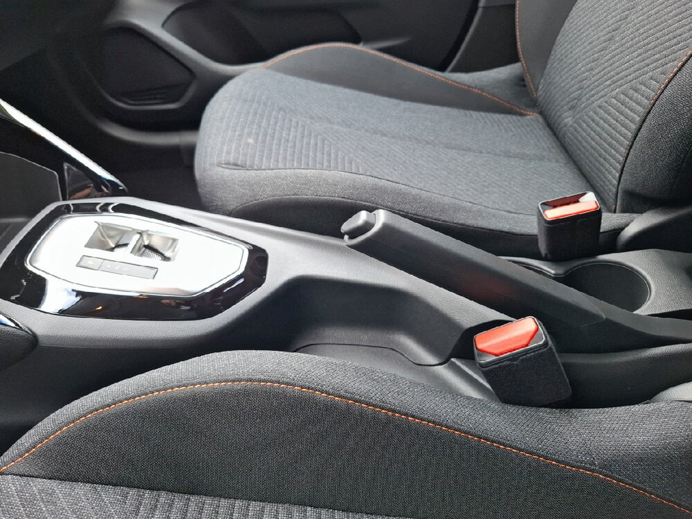 Occasion PEUGEOT 208 208 Hybrid 110 ch e-DCS6 - série spéciale EDITION