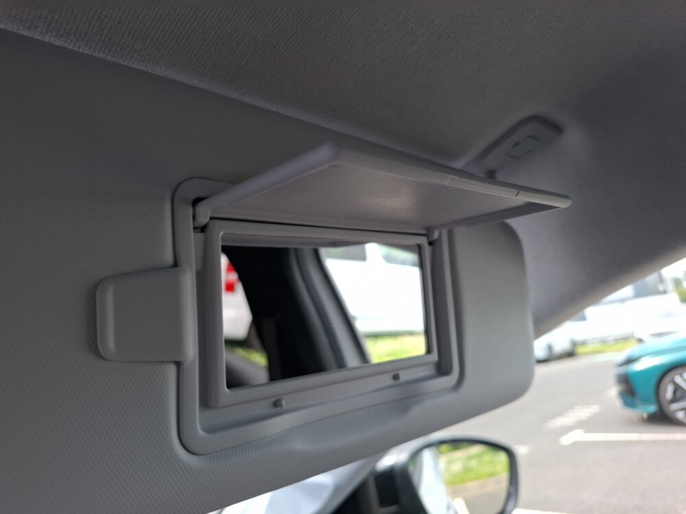 Occasion PEUGEOT 208 208 Hybrid 110 ch e-DCS6 - série spéciale EDITION