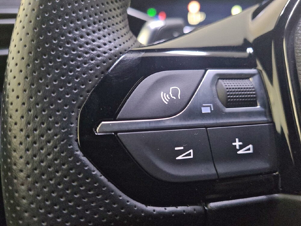 Occasion PEUGEOT 208 208 Hybrid 110 e-DCS6 - GT
