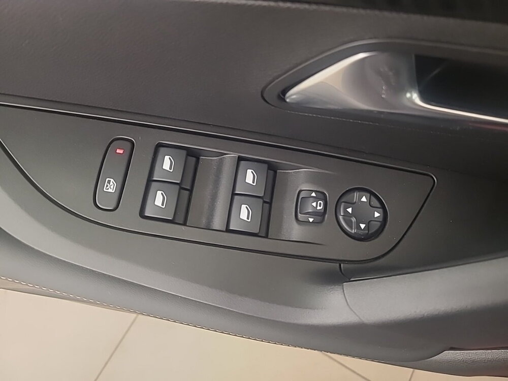 Occasion PEUGEOT 2008 2008 PureTech 130 S&S EAT8 - Allure