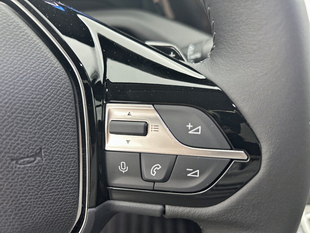 Occasion PEUGEOT 308 308 SW Hybrid 145 e-DCS6 - Allure