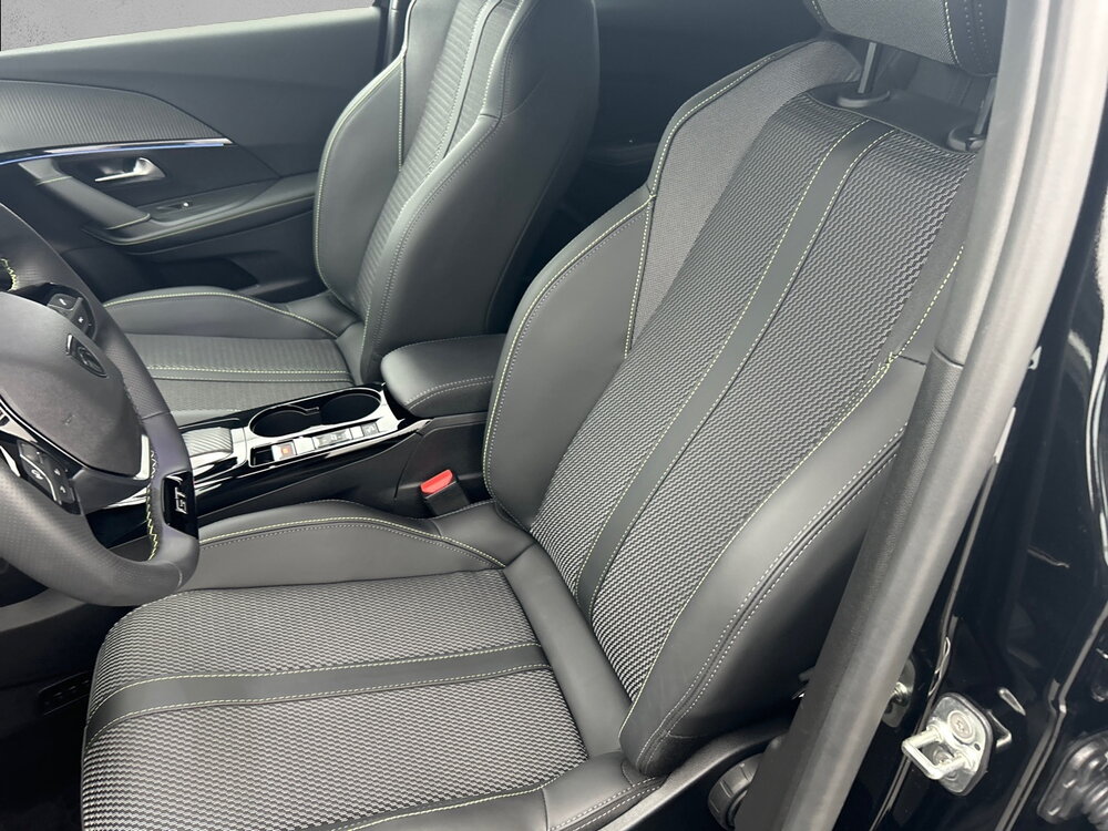 Occasion PEUGEOT 2008 2008 Hybrid 145 e-DCS6 - GT
